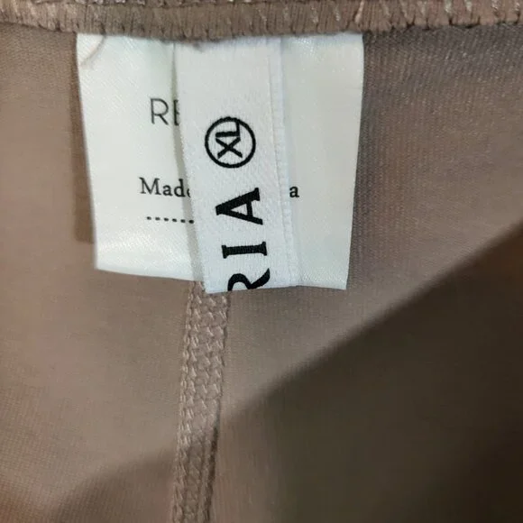 Reoria 2 Piece Loungewear Set Square Neck Flare Leg Size XL Tan NEW - Picture 11 of 13